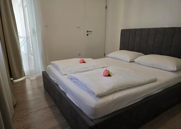 Appartement Stobrec 2 *